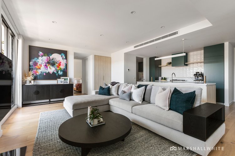 305/795 Toorak Road