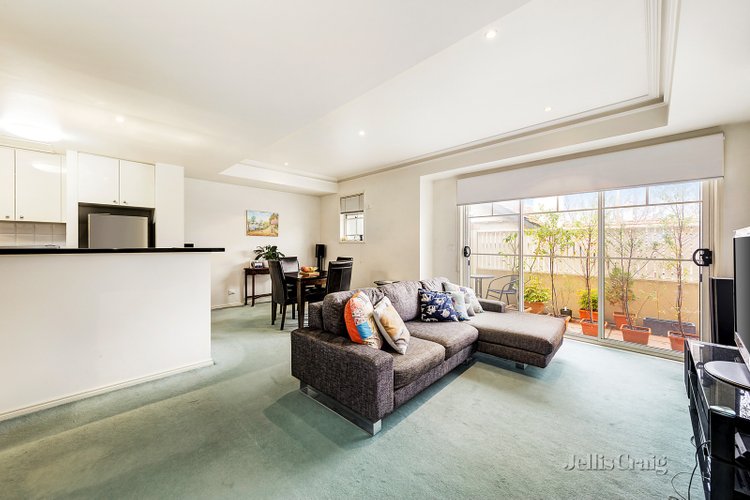 306/323 Dandenong Road Prahran 3181