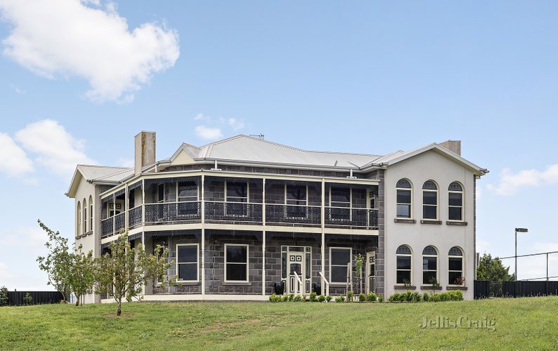 3064 Old Melbourne Road Warrenheip 3352
