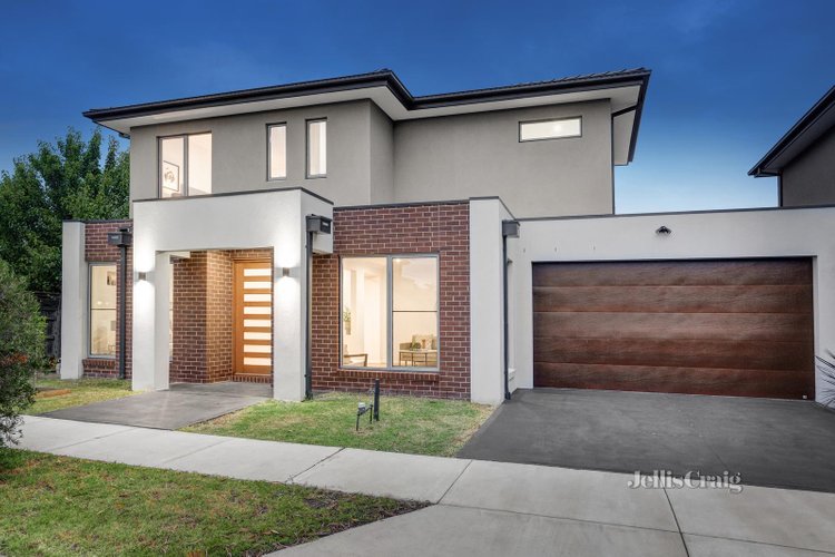 30A Highview Grove Burwood East 3151
