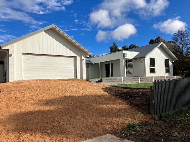 30a Tennyson Street Woodend 3442