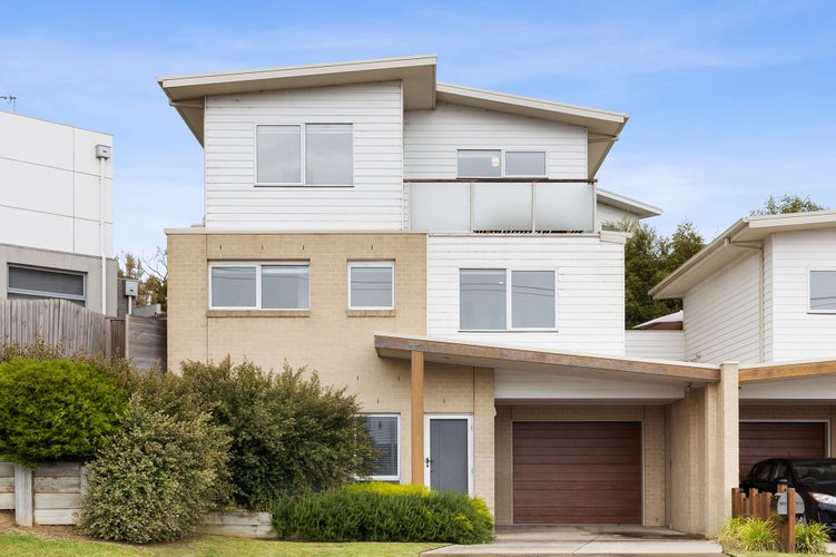 30b Wallington Road  Ocean Grove 3226