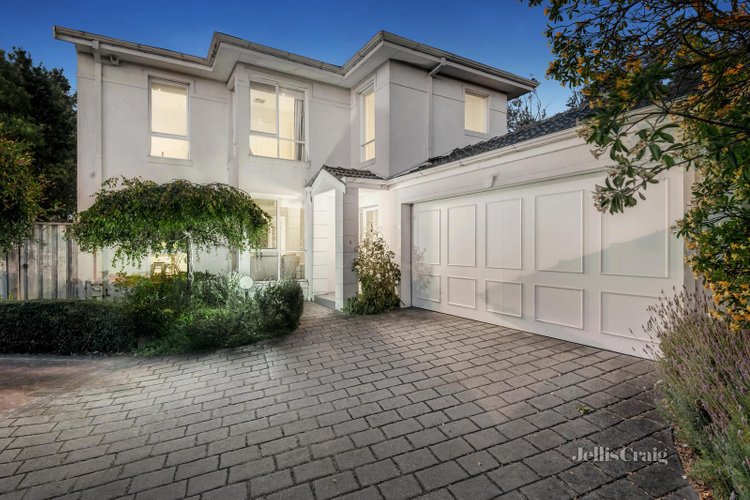 3 1 Braeside Drive Doncaster 3108