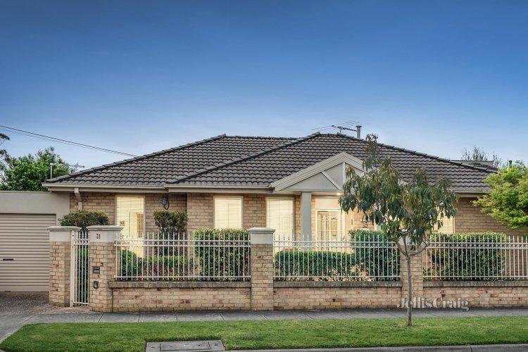 31 Bristol Street Bentleigh East 3165