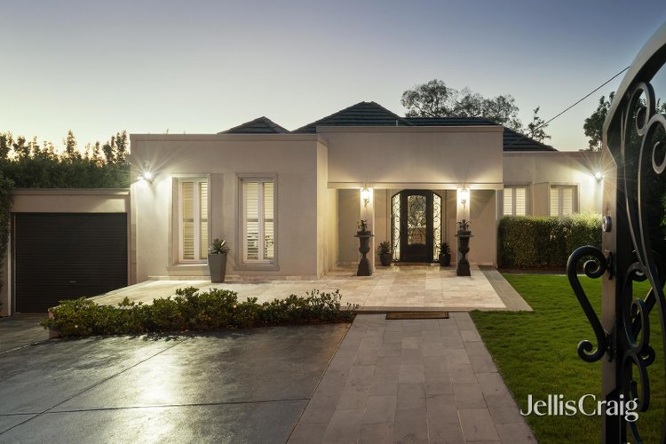 31 Burke Road North Ivanhoe East 3079