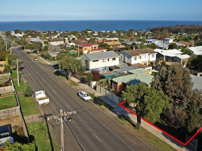 31 Darian Road, Torquay