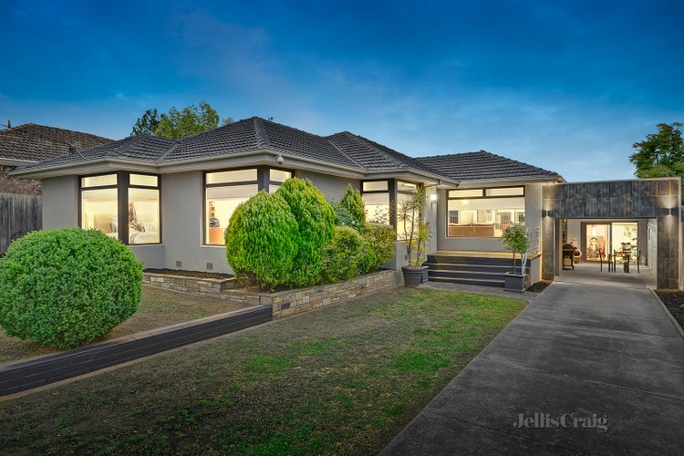 31 Dehnert Street Doncaster East 3109