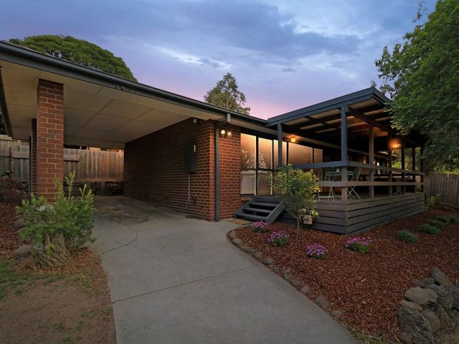31 Enfield Drive Bayswater 3153