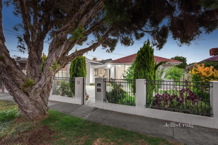 31 Eunice Drive Cheltenham 3192
