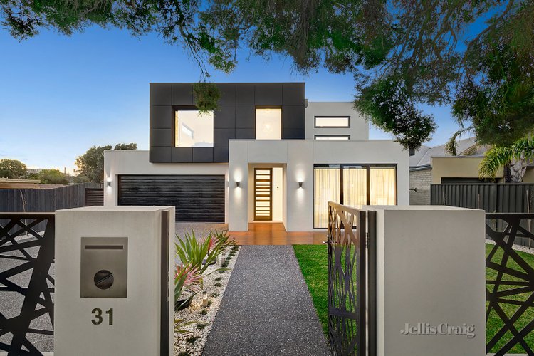 31 Gilmour Road Bentleigh 3204