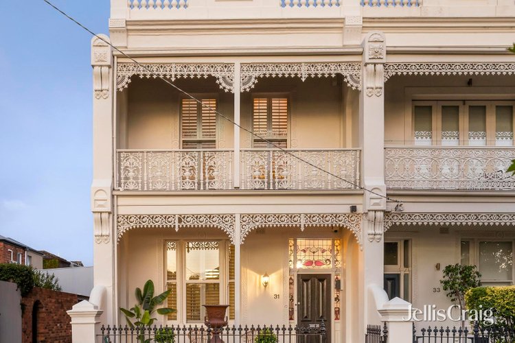 31 Herbert St  Middle Park 3206
