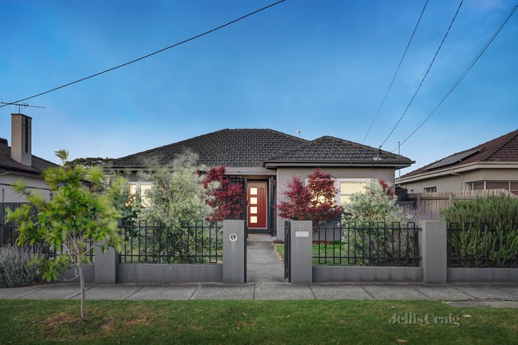 31 Hutchinson Street Bentleigh 3204