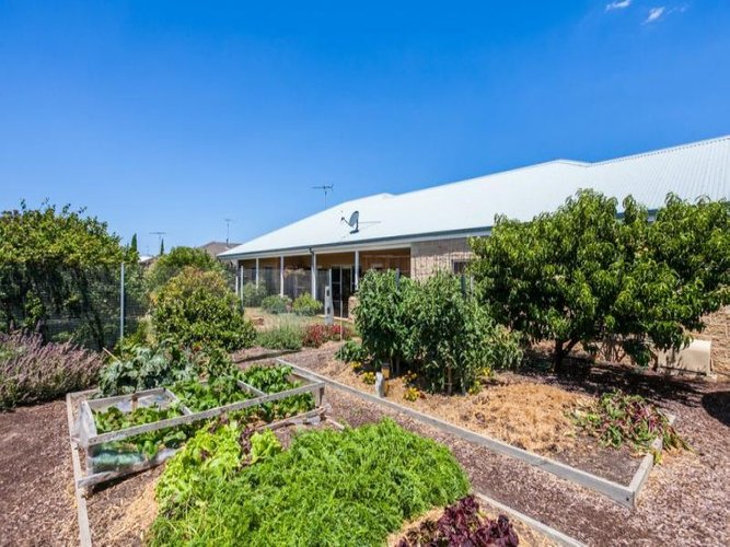 31 Island Drive, Torquay