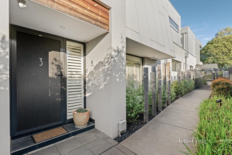 3 1 Latrobe Street Cheltenham 3192