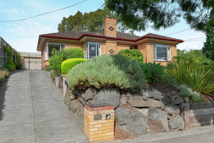 31 Linlithgow Street Mitcham 3132