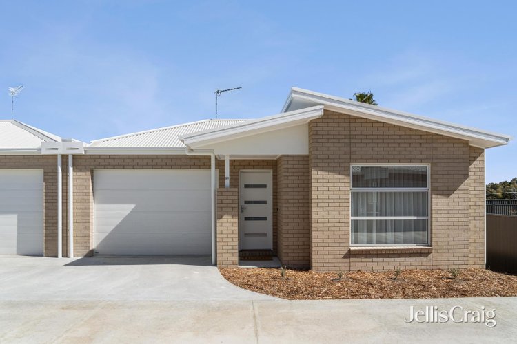 31 Miners Crescent Canadian 3350