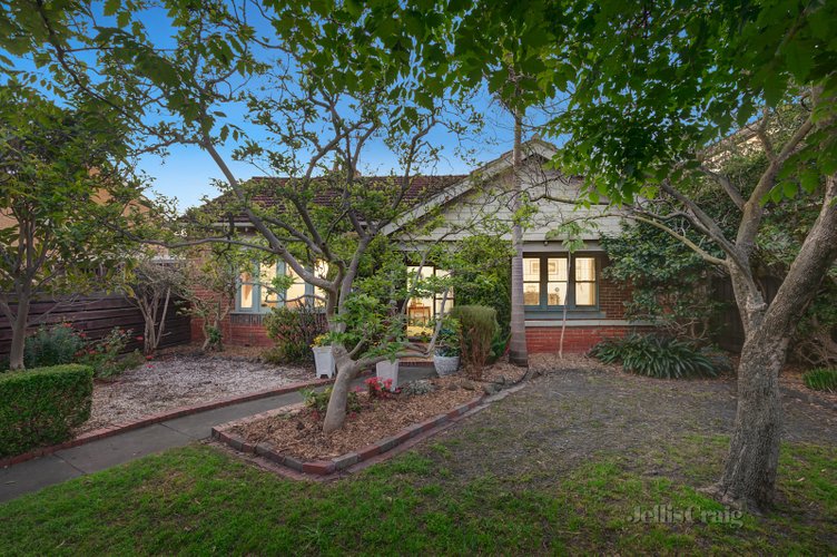 31 Oakdene Crescent Carnegie 3163