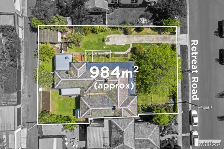 31 Retreat Road, Newtown