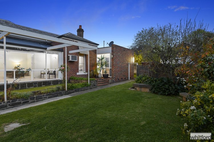 31 Retreat Road, Newtown