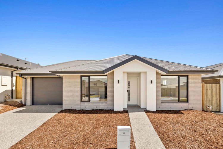 31 Sian Circuit Waurn Ponds 3216
