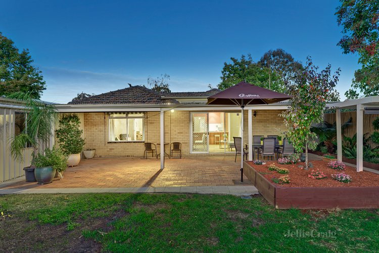 31 Tarella Drive Mount Waverley 3149