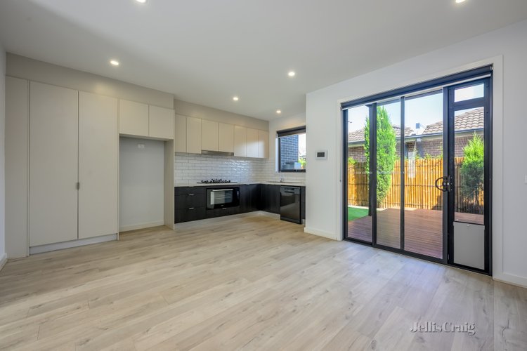 3/10 Cash Street Kingsbury 3083