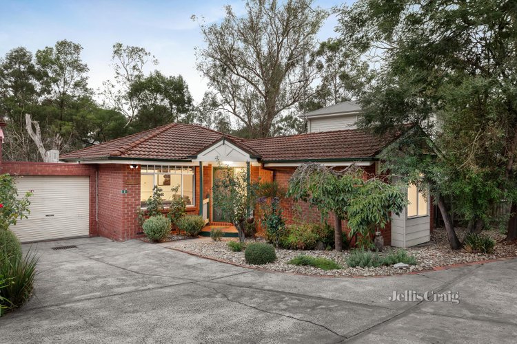 3 10 Ingrams Road Research 3095