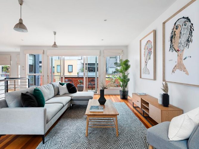 3 100 Railway Place West Melbourne 3003