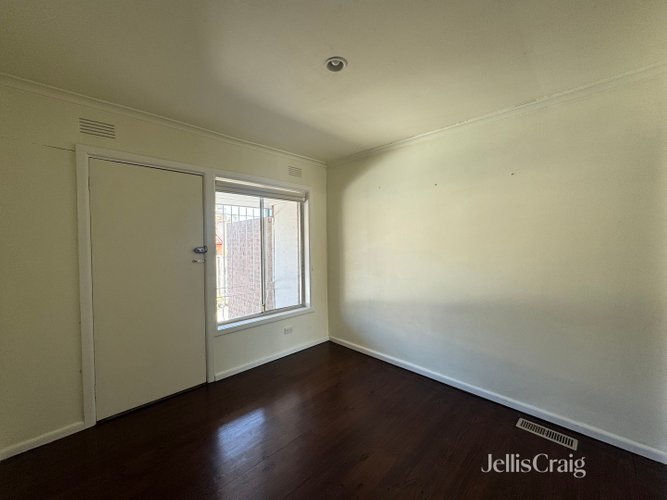 3/100 The Grove Coburg 3058