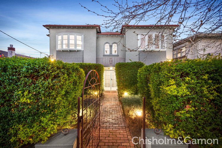 3 101 Addison Street Elwood 3184