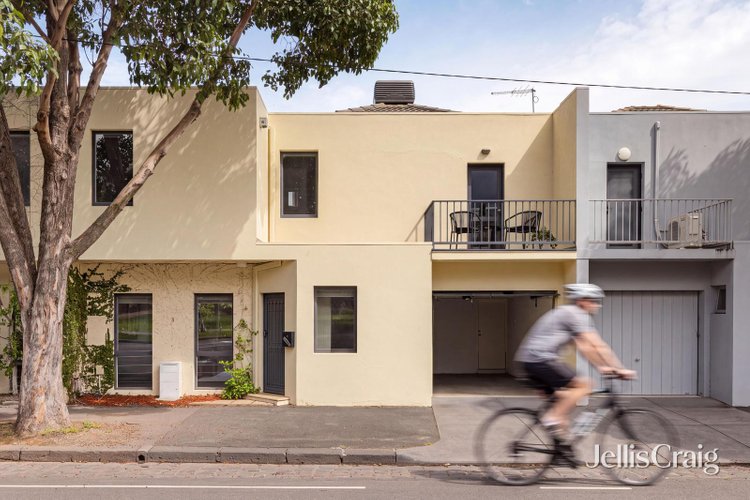 3 1044 Drummond Street Carlton North 3054