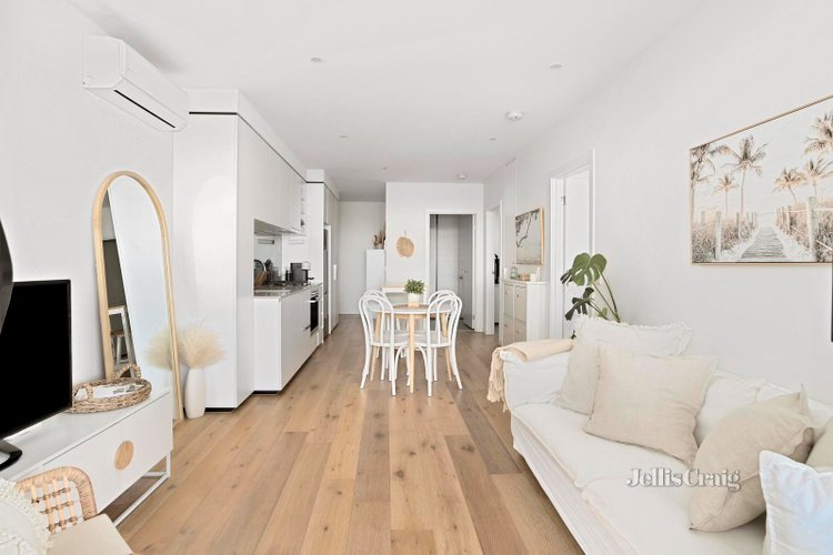 310 64 Keilor Road Essendon North 3041