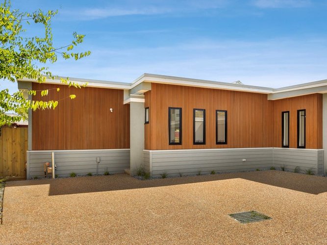 3 107 Park Crescent Williamstown 3016