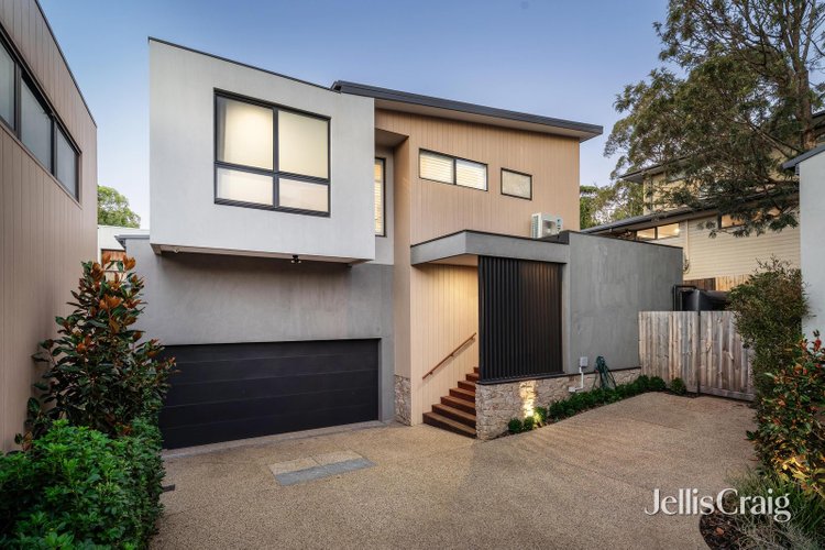 3 11 York Street Eltham 3095