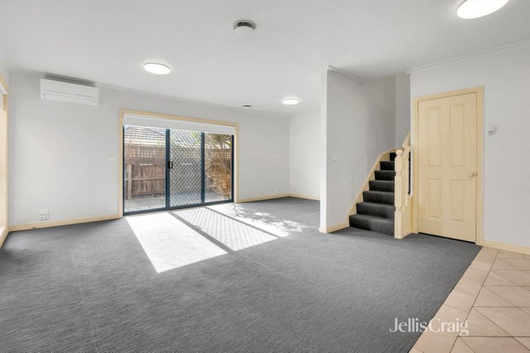 3/111 Melville Road Brunswick West 3055