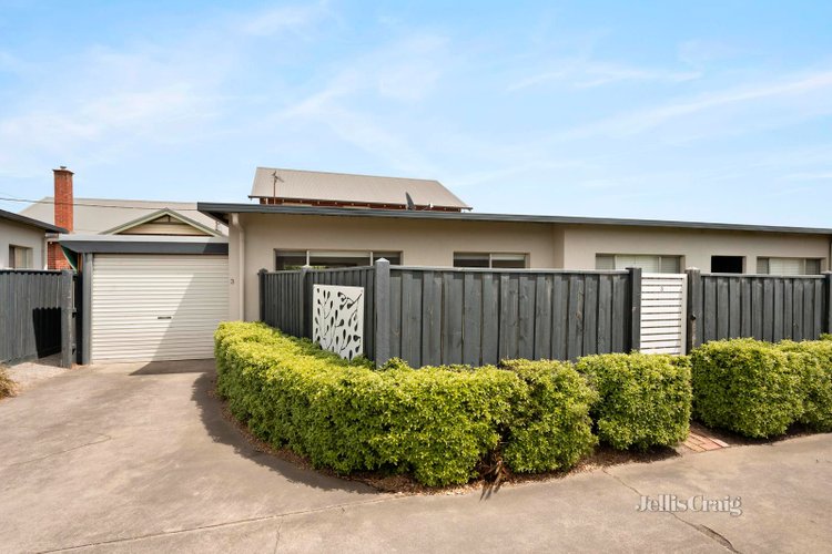 3 1110 Gregory Street Lake Wendouree 3350