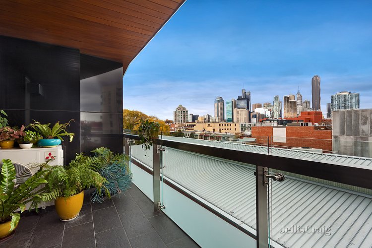 311/123 Pelham Street Carlton 3053