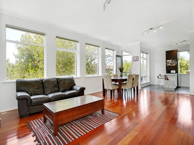 3 117 Tennyson Street Elwood 3184