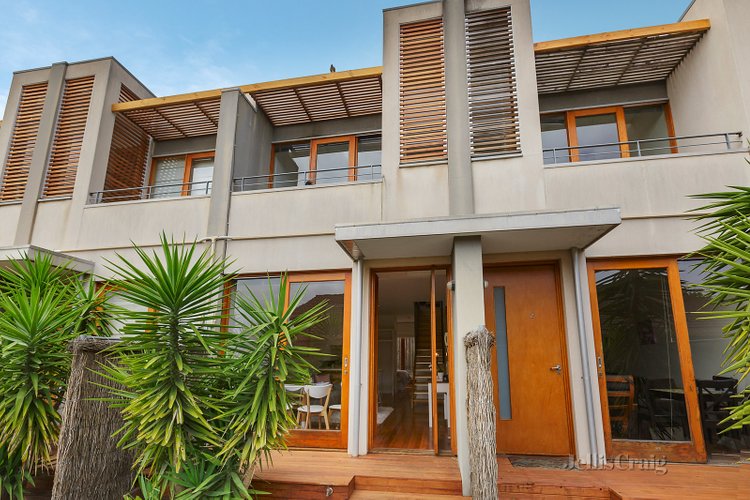 3/12 Wyuna Road Caulfield North 3161