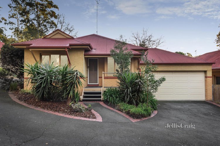 3 1228 Main Road Eltham 3095