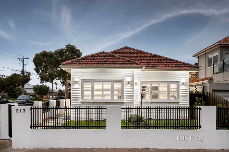 313 Douglas Parade Newport 3015