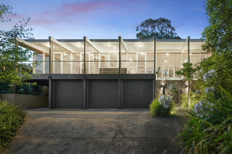 313 Gallaghers Road Glen Waverley 3150