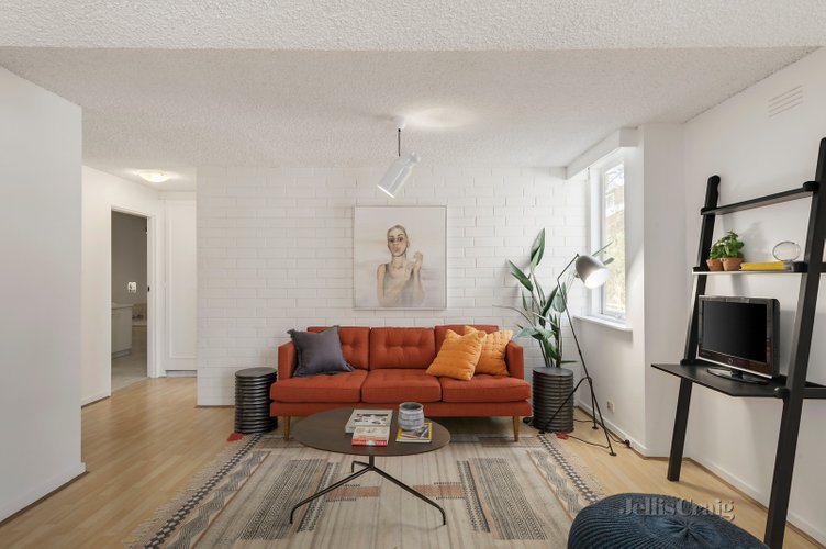 31/35 Lytton Street Carlton 3053