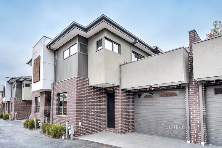 3 136 Derby Street Pascoe Vale 3044