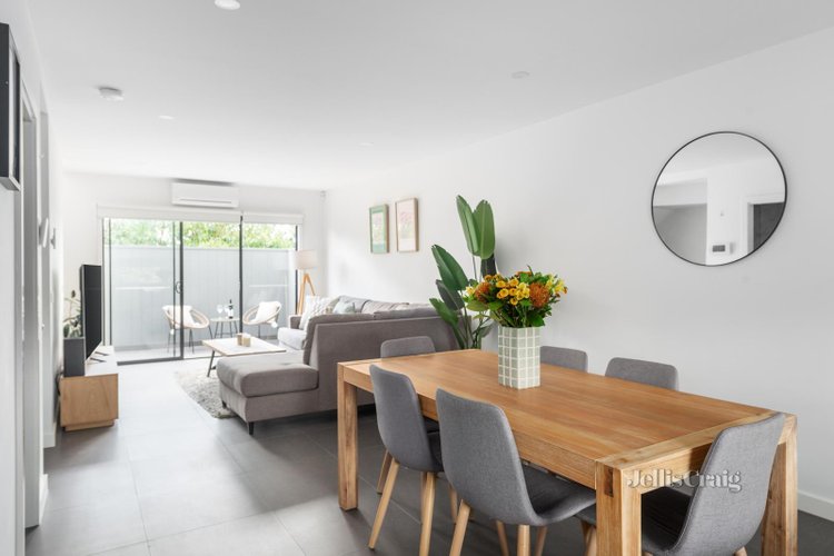 3 1376 Plenty Road Bundoora 3083