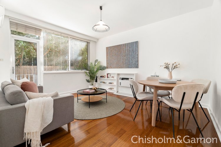 3 15 Beach Avenue Elwood 3184