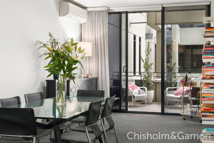 315 166 Rouse Street Port Melbourne 3207