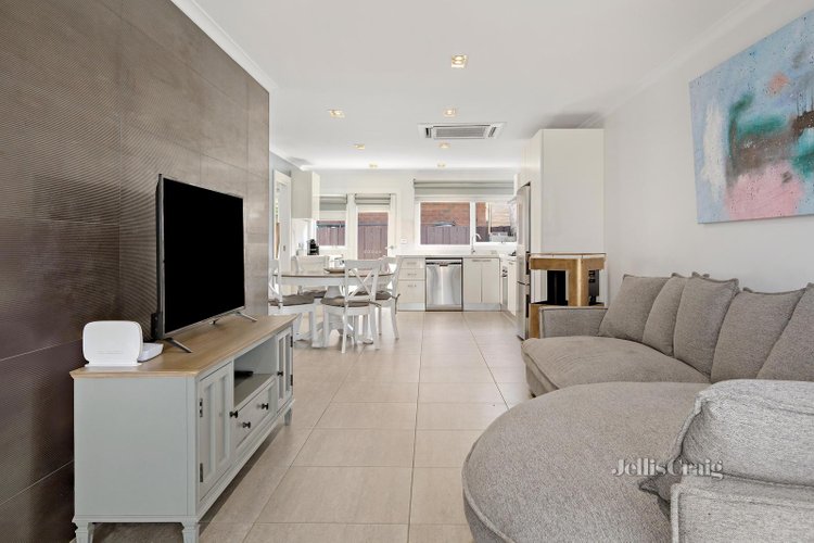 3 167 Glenroy Road Glenroy 3046