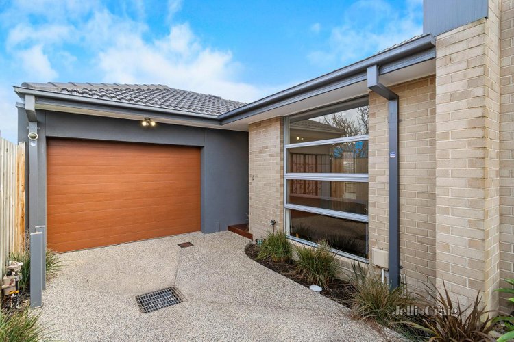 3 17 Mulga Street Altona 3018