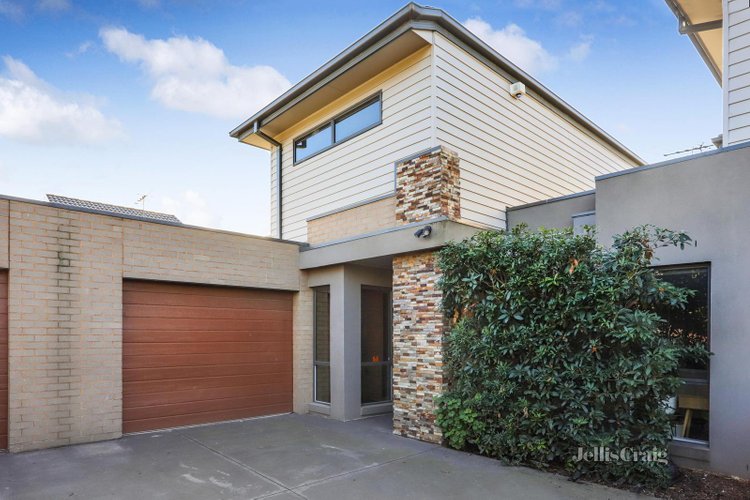 3 178 Woods Street Newport 3015